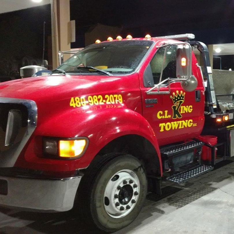 Professional flatbed towing team providing dependable transport