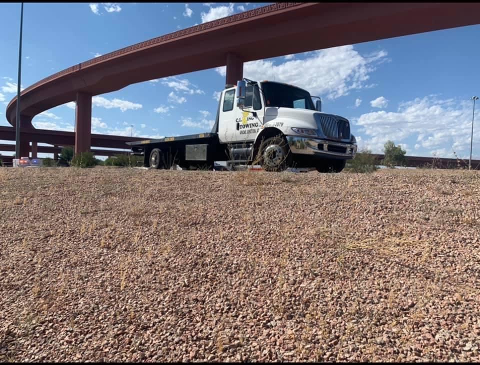 Professional help during stressful roadside situations