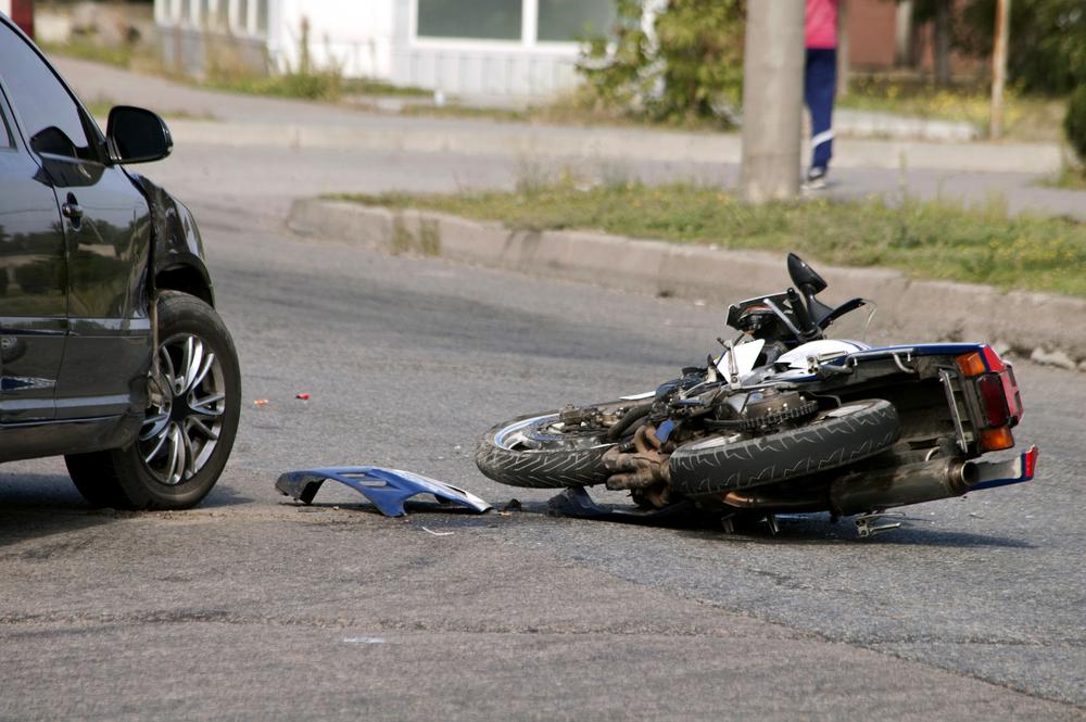 Fast motorcycle towing help when you are stuck